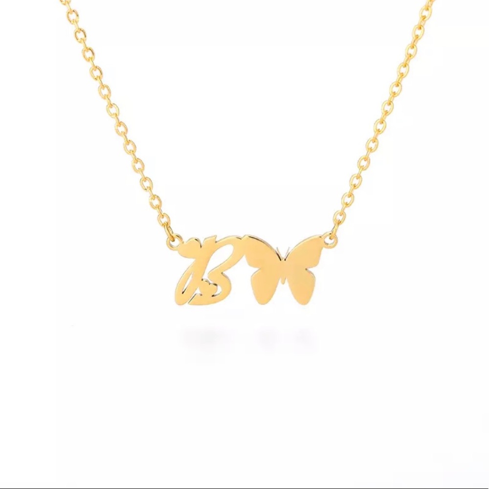 INITIAL LETTER “B” NECKLACE